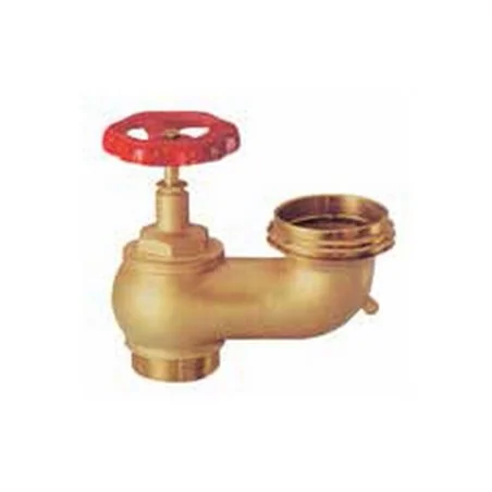 RUBINETTO IDRANTE CON PRESA A TERRA