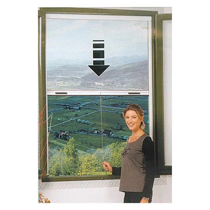 ZANZARIERA AVVOLGIBILE VERTICALE